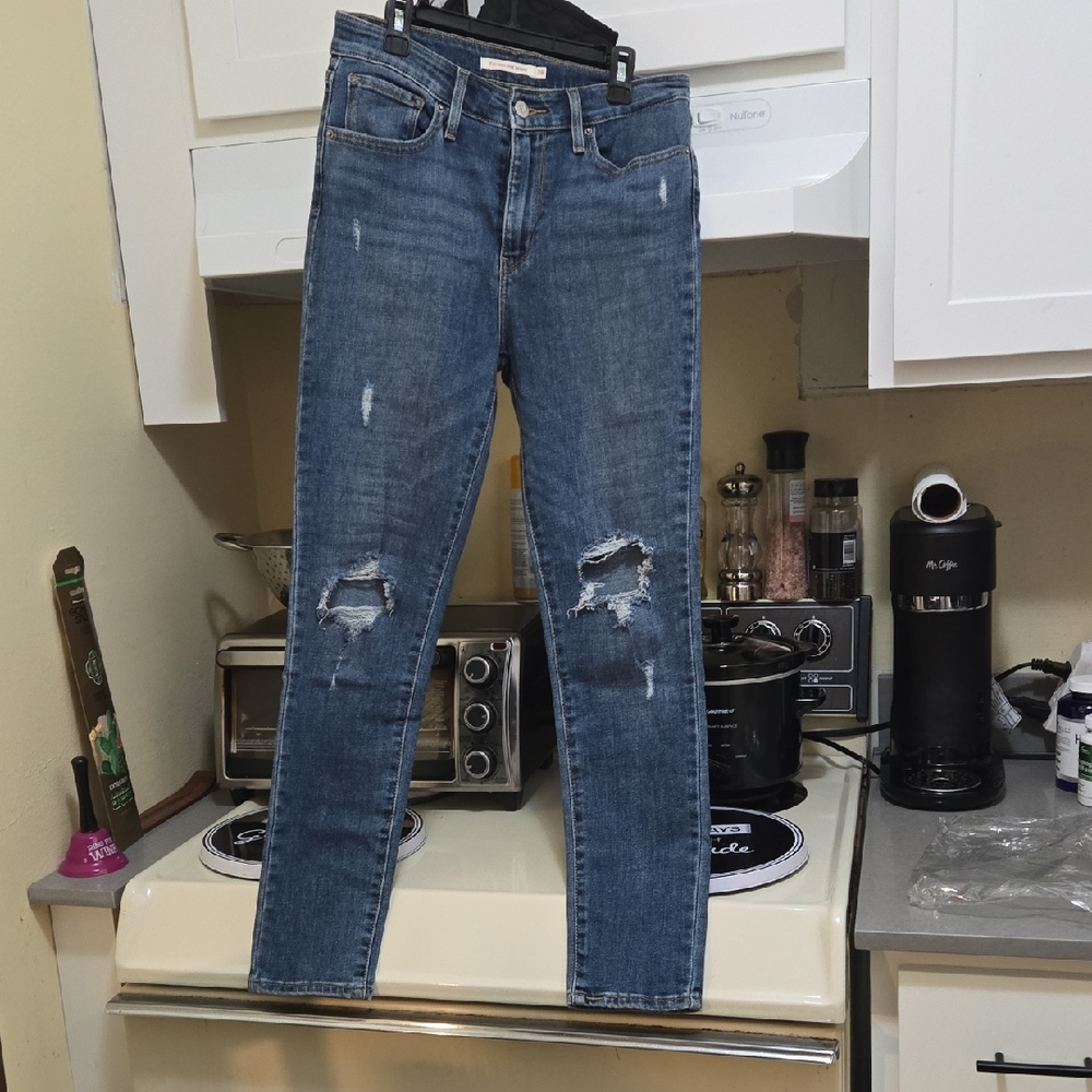 Levi's 721 28 X 28 Blue Distressed Skinny High Rise Jeans